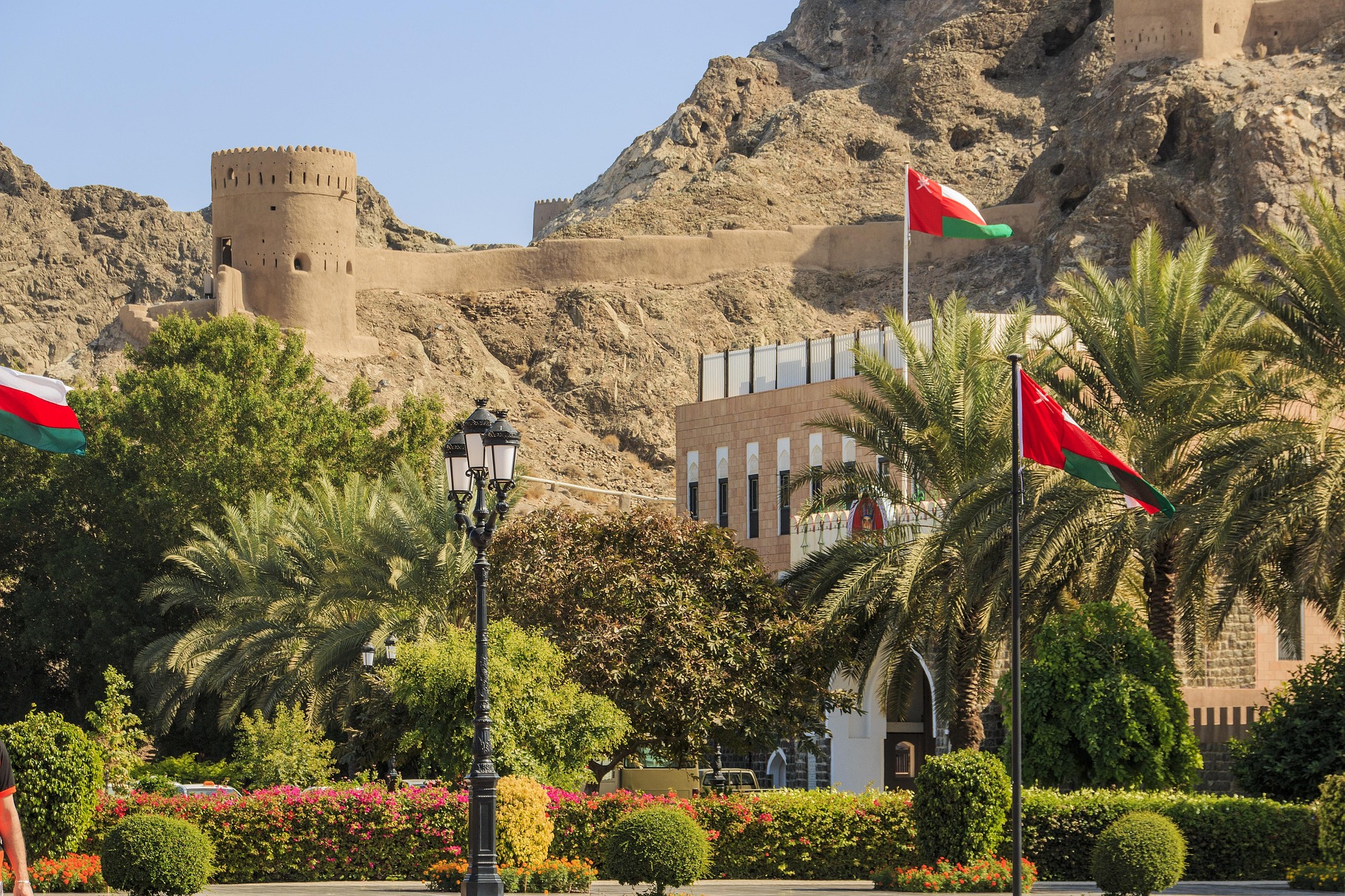 VIAGGIO in OMAN:: Capodanno tra <br>oasi, fortezze e notti stellate