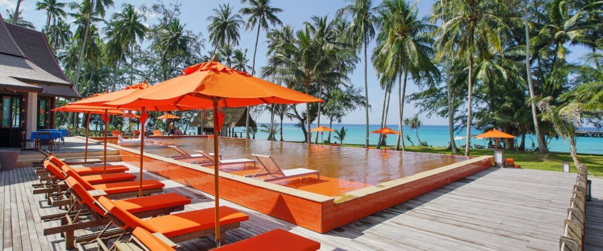 Thailandia, Isola di Koh Kood, Paradise Beach Resort, piscina
